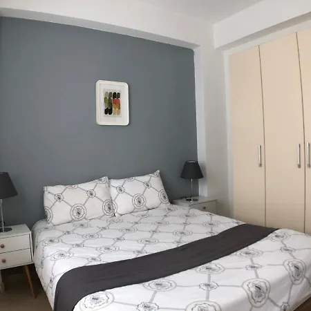 2 Bedroom Apartment, North